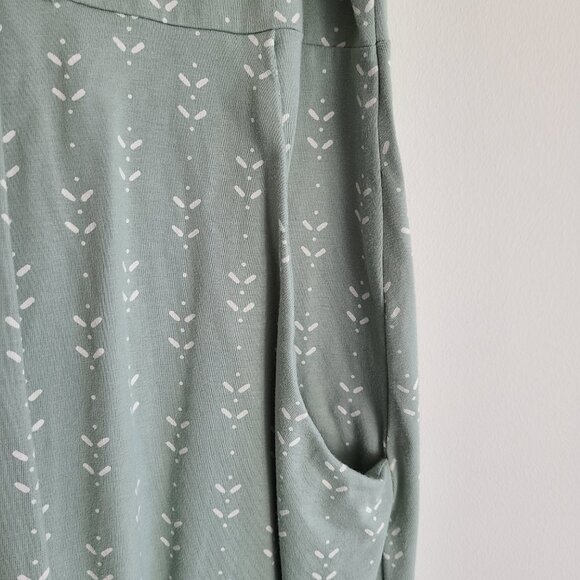 NorthStyle T-shirt Dress 1X Green Floral Print Jersey Knit Pockets Knee Casual - Picture 4 of 11